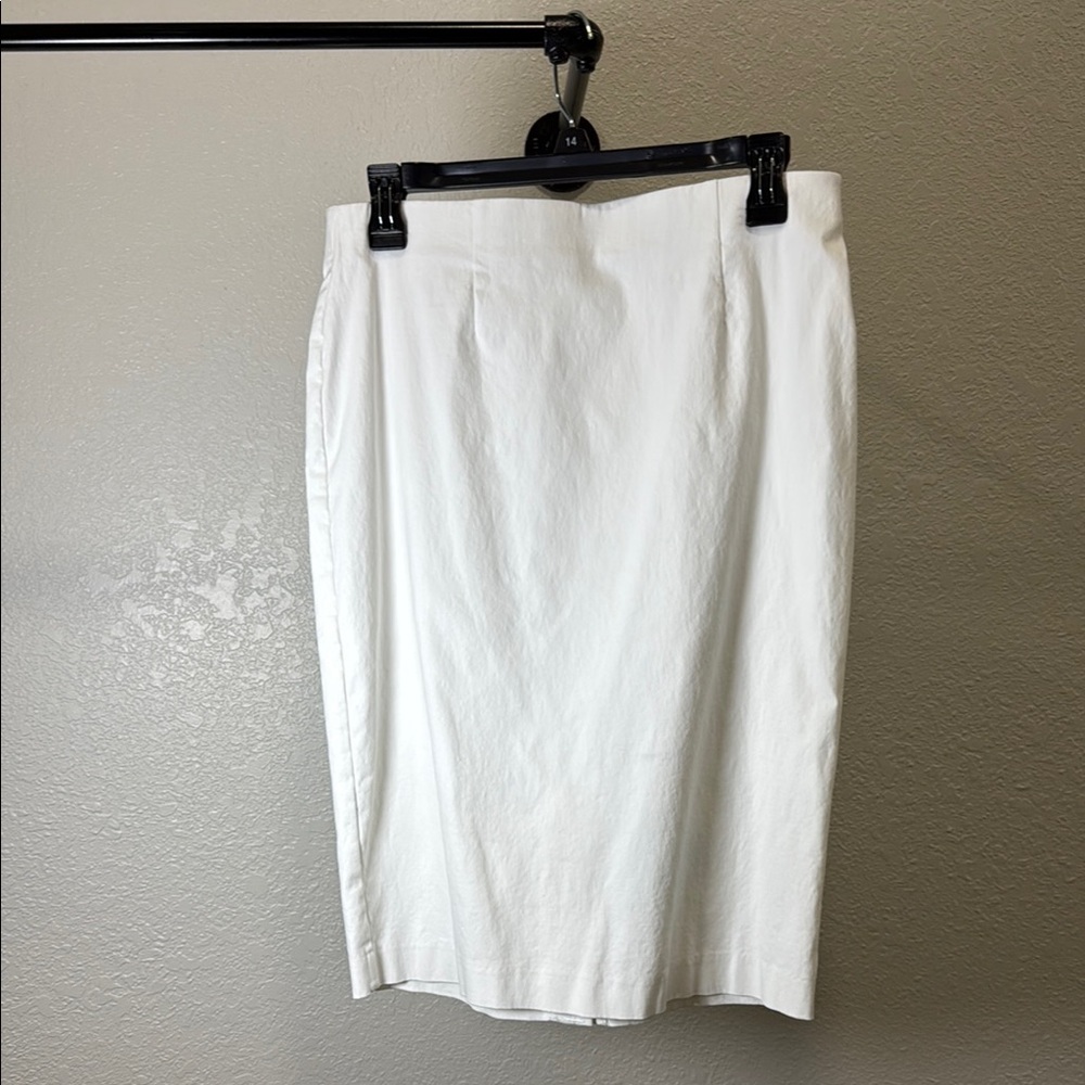 Elegant White Skirt